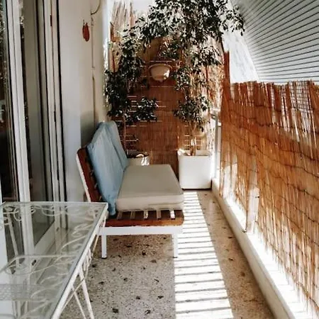 Apartment By The Athens